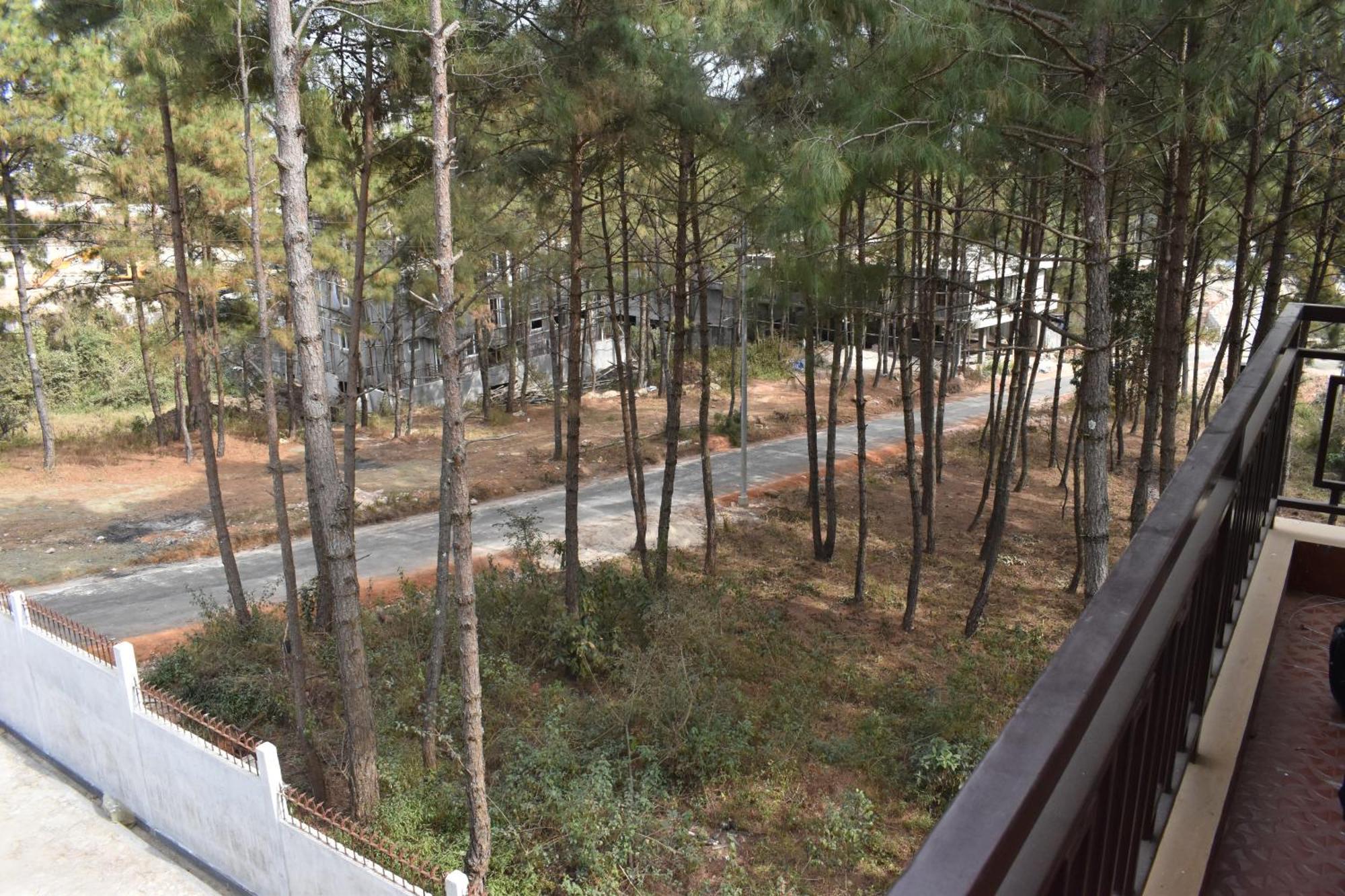 Xtsy Travellers Hostel ชิลลอง ภายนอก รูปภาพ